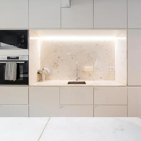 فيلة Hidden Gem Near Center- Garden, Outdoor Kitchen, Sauna *